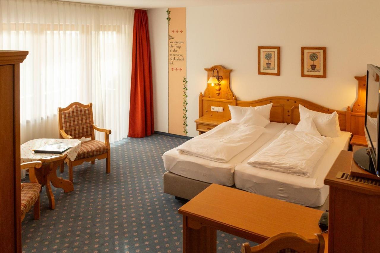 Hotel Schoene Aussicht Hornberg Exterior photo